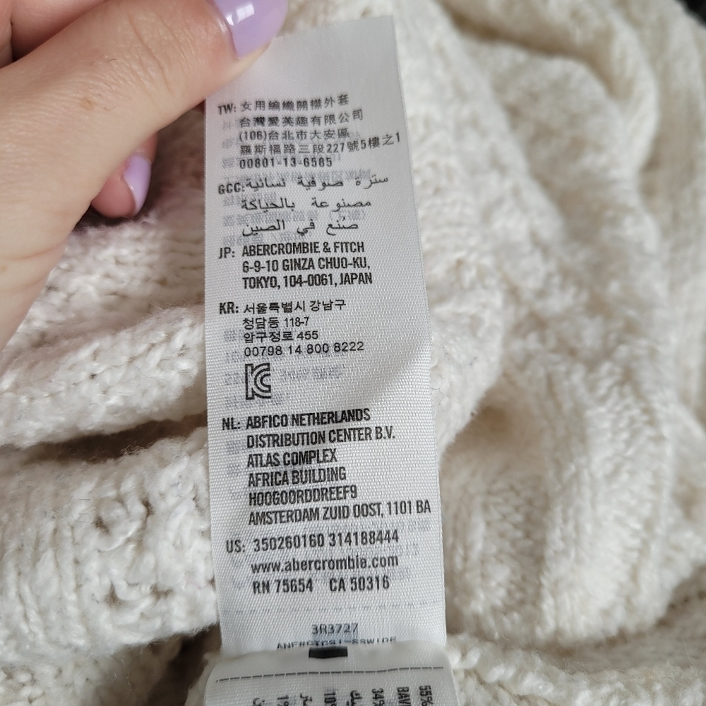 HOLLISTER Abercrombie Cream Knit Fringe Cardigan wrap | Medium - Picture 4 of 5